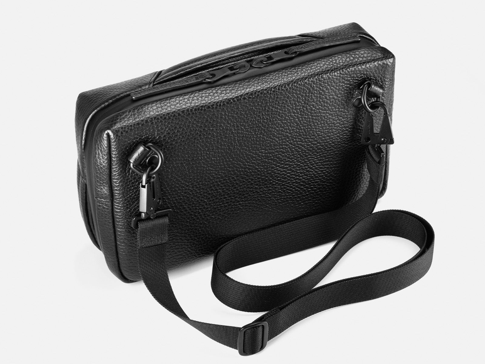 Shopping | Continental pouch black - CH Carolina Herrera United States